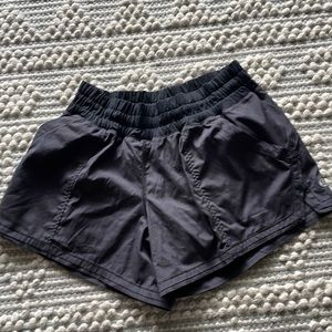 Used lululemon shorts size 4